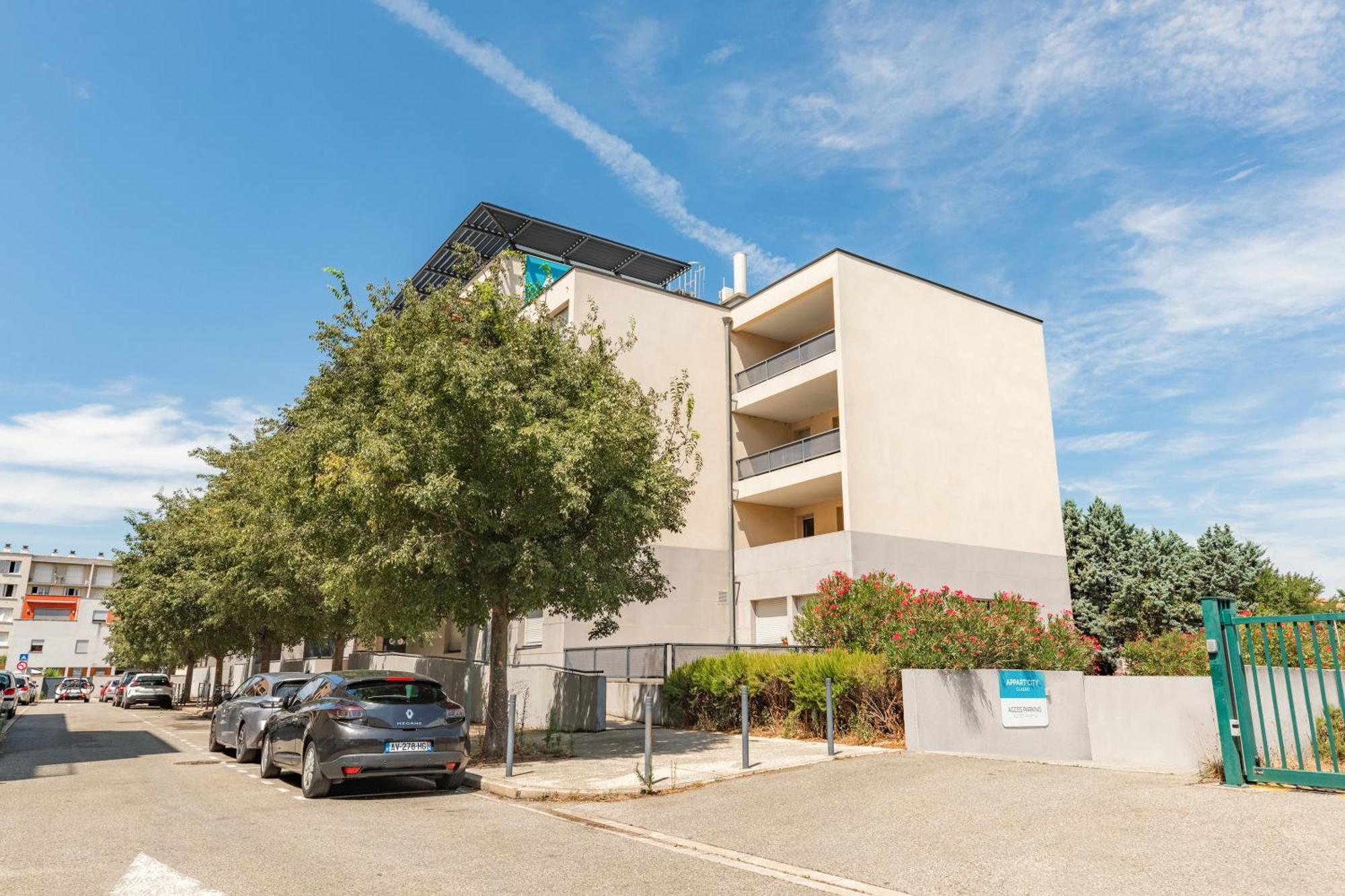 Appart'City Classic Montelimar Exterior photo